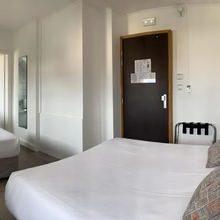 Hotel The Originals City, Gare