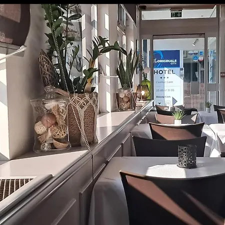 The Originals City, Gare