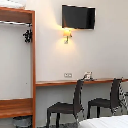 The Originals City, Gare Hotell 3*