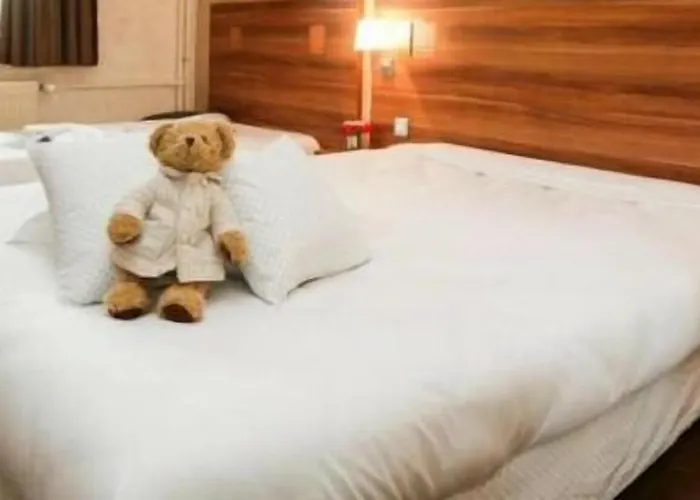 The Originals City, Gare