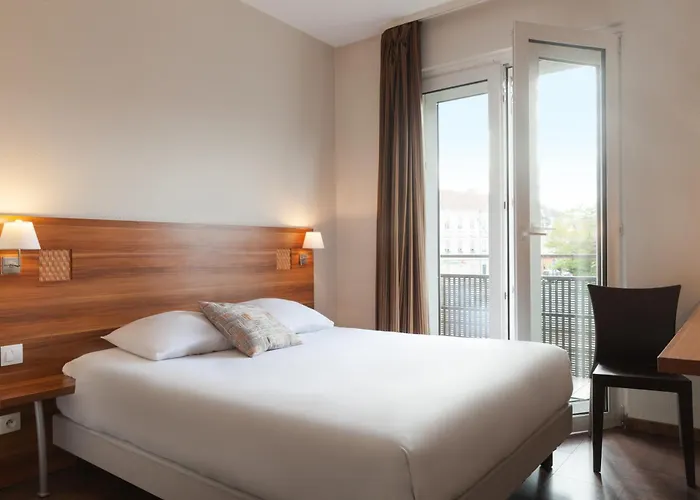 Hotel The Originals Access, Gare 3*