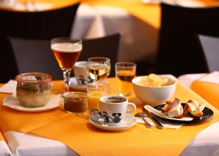 Hotel The Originals Access, Gare Colmar