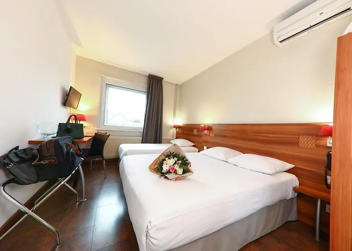 The Originals Access, Gare 3* Colmar