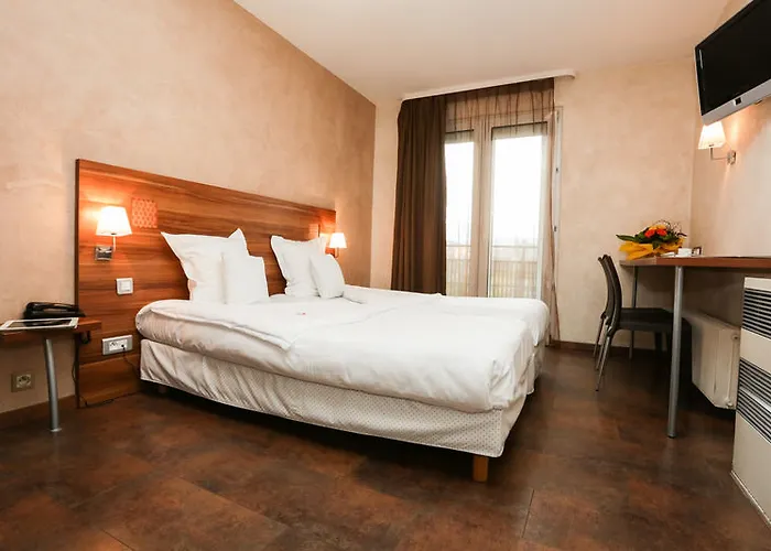 Hotel The Originals City, Gare Colmar