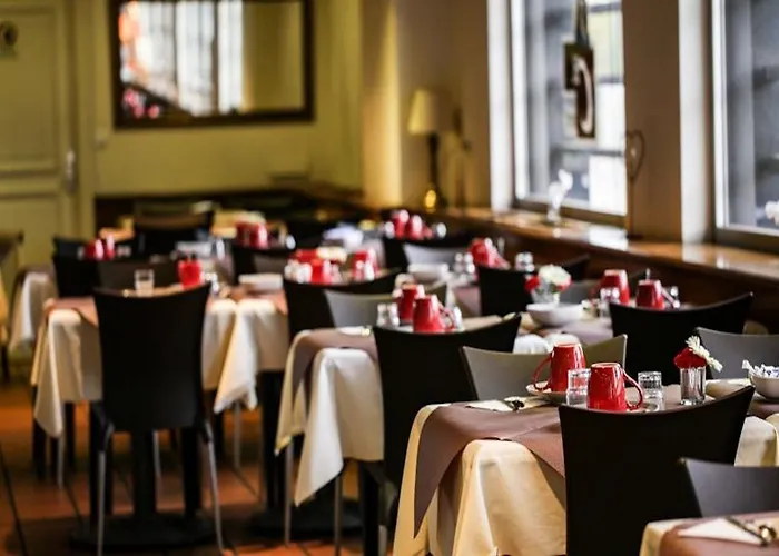 Hotel The Originals City, Gare 3*